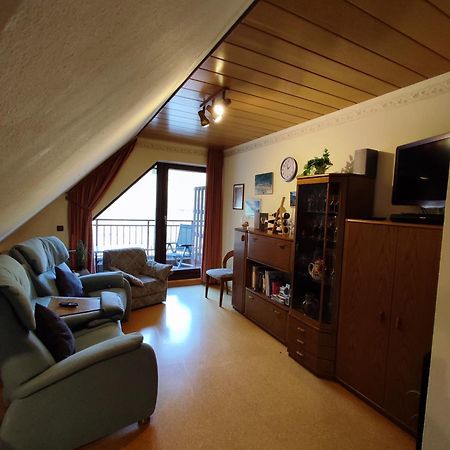 Panorama Oase Ferienwohnung Mit Blick Auf Mosel Und Reichsburg Cochem Exterior foto